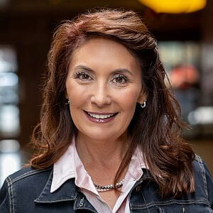 Jenn Crenshaw-web